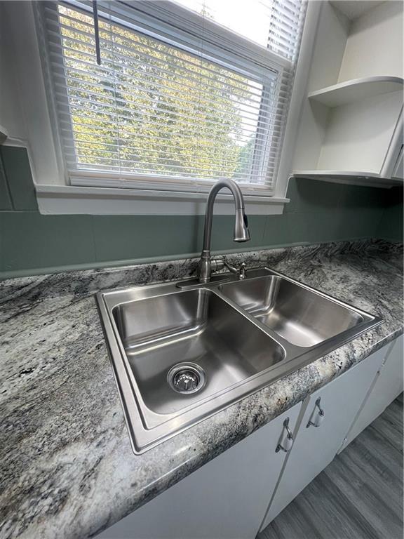 2901 Stevens Avenue Parsons, KS 67357 - Photo 6 of 31