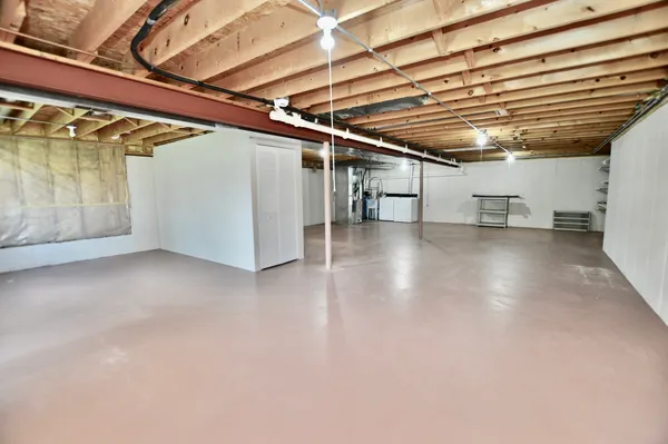 $275,000 | 3312 Twisted Oak Court, Unit 3312, McHenry, IL 60051