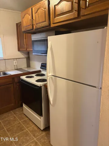 $800 | 1725 Jefferson Avenue, Unit 3, Kingsport, TN 37664