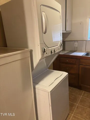 $800 | 1725 Jefferson Avenue, Unit 3, Kingsport, TN 37664