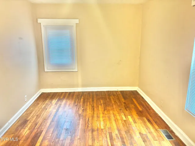 $800 | 1725 Jefferson Avenue, Unit 3, Kingsport, TN 37664