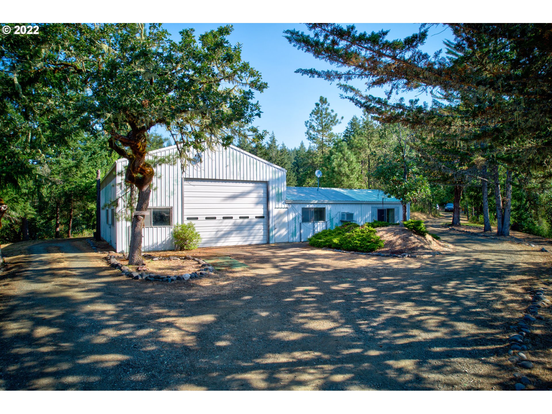 100 Upper Cleveland Rapids Road Roseburg, OR 97471 - Photo 25 of 32 Gallery Image 25