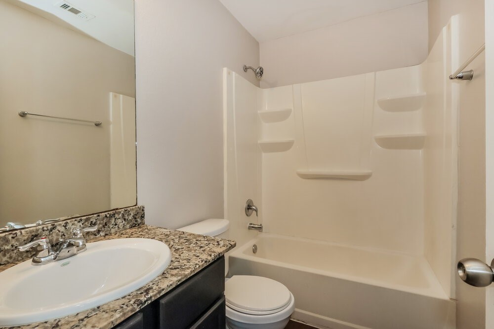 2802 Mesquite Ridge Drive Houston, TX 77073 - Photo 16 of 17