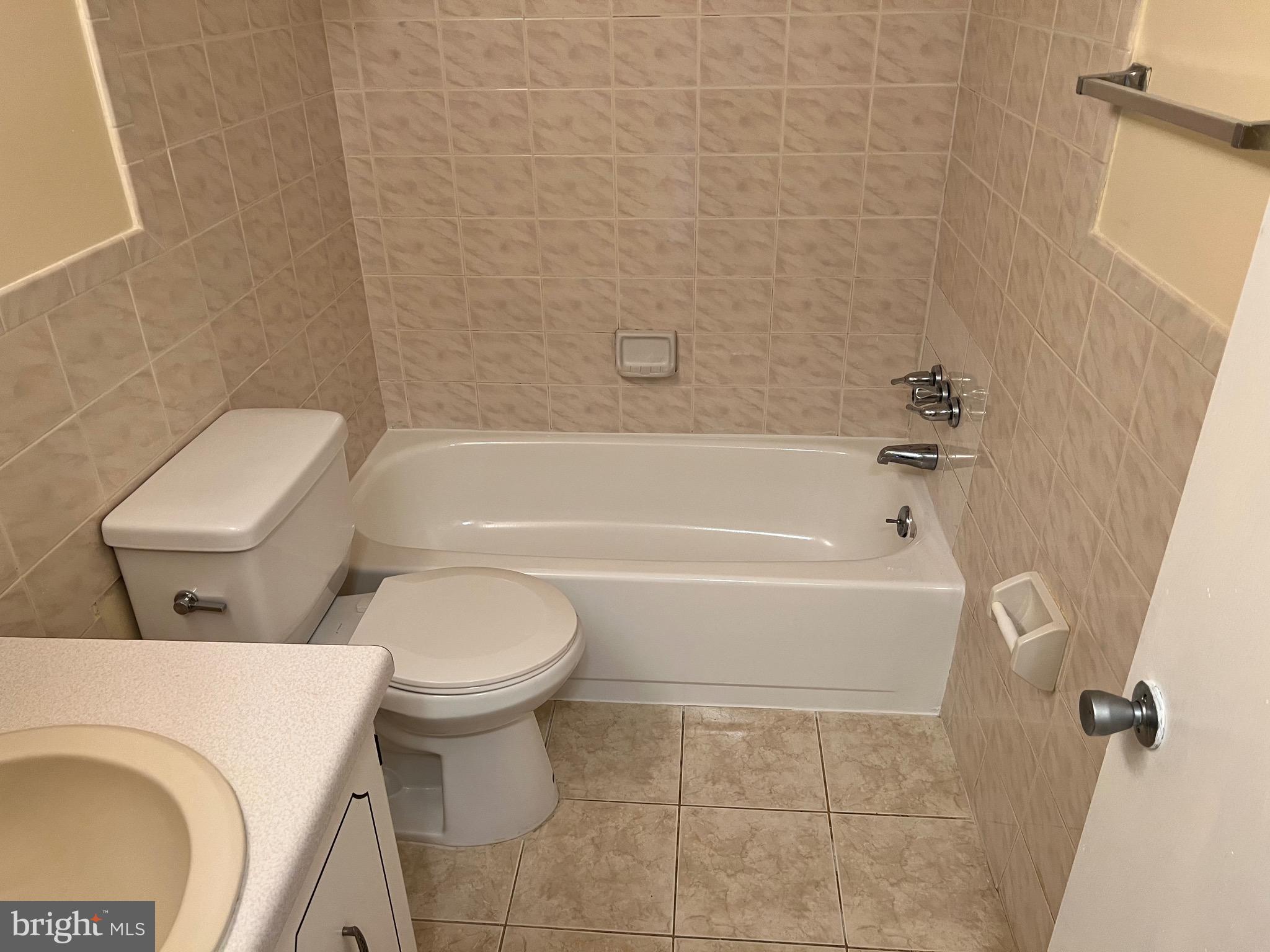 7927 Mandan Road, Unit 301 Greenbelt, MD 20770 - Photo 32 of 37 Master Bathroom