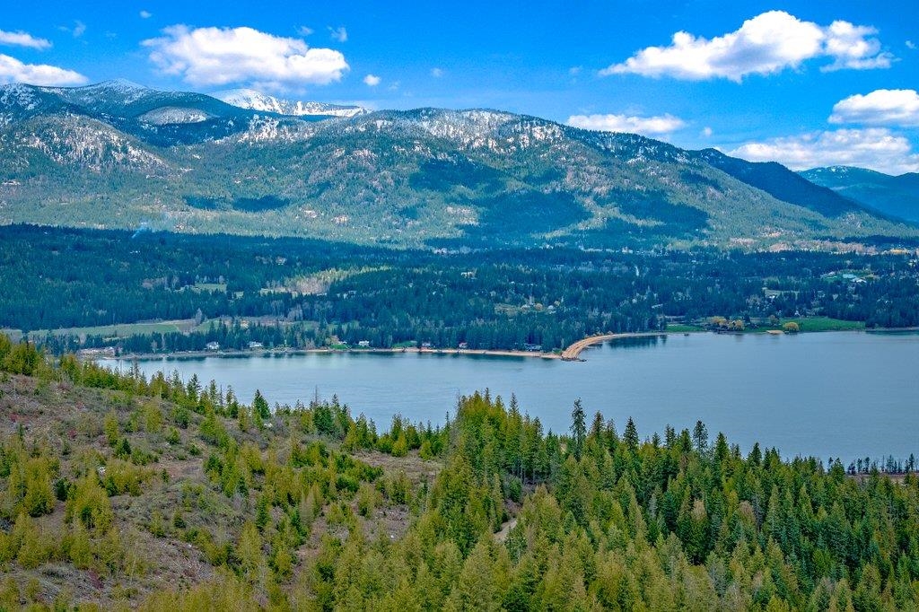 1025 Mountain Ridge Drive Sagle, ID 83860 - Photo 4 of 8