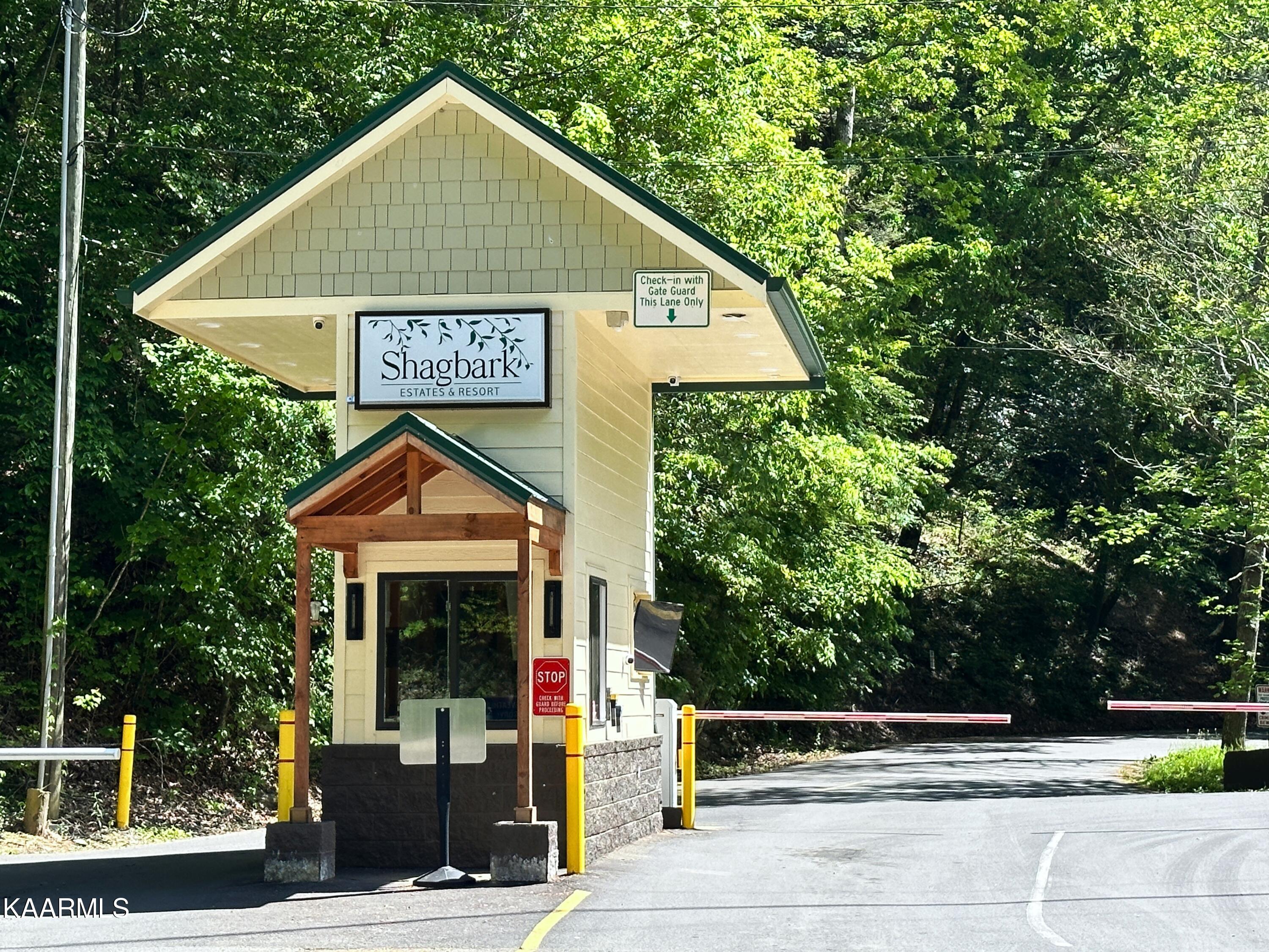 Hatcher Top Road Sevierville, TN 37862 - Photo 4 of 8 26