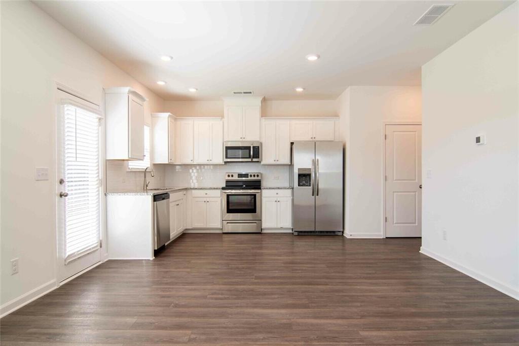 12006 Crosswicks Road, Unit SUNSHINE 173 Union City, GA 30291 - Photo 13 of 20