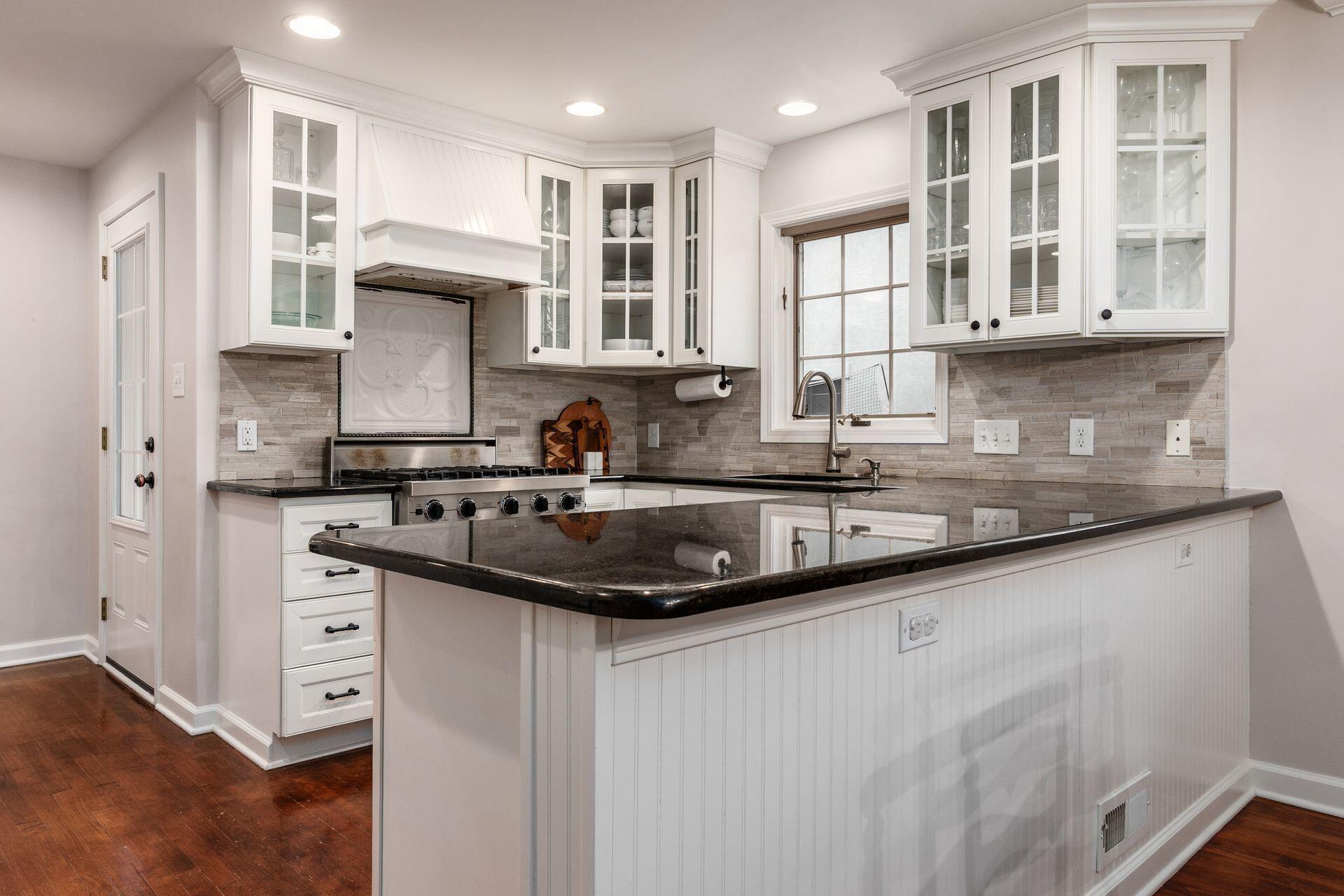 2070 Ellington Road Columbus, OH 43221 - Photo 23 of 63 kitchen