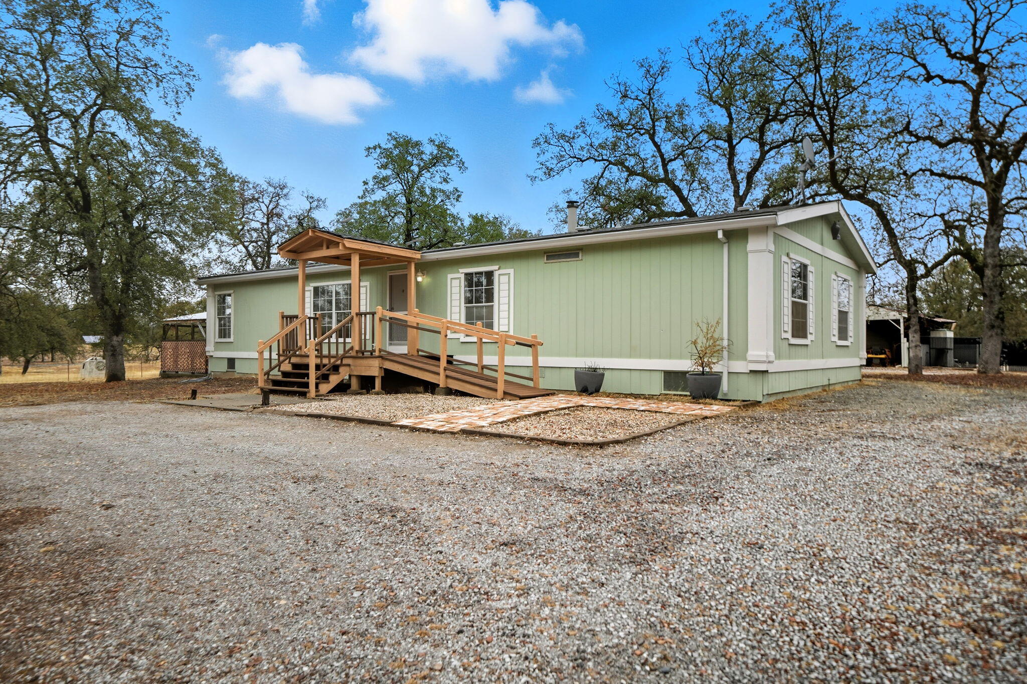 11577 Palo Duro Road Redding, CA 96003 - Photo 51 of 72 4-web-or-mls-IMG-04