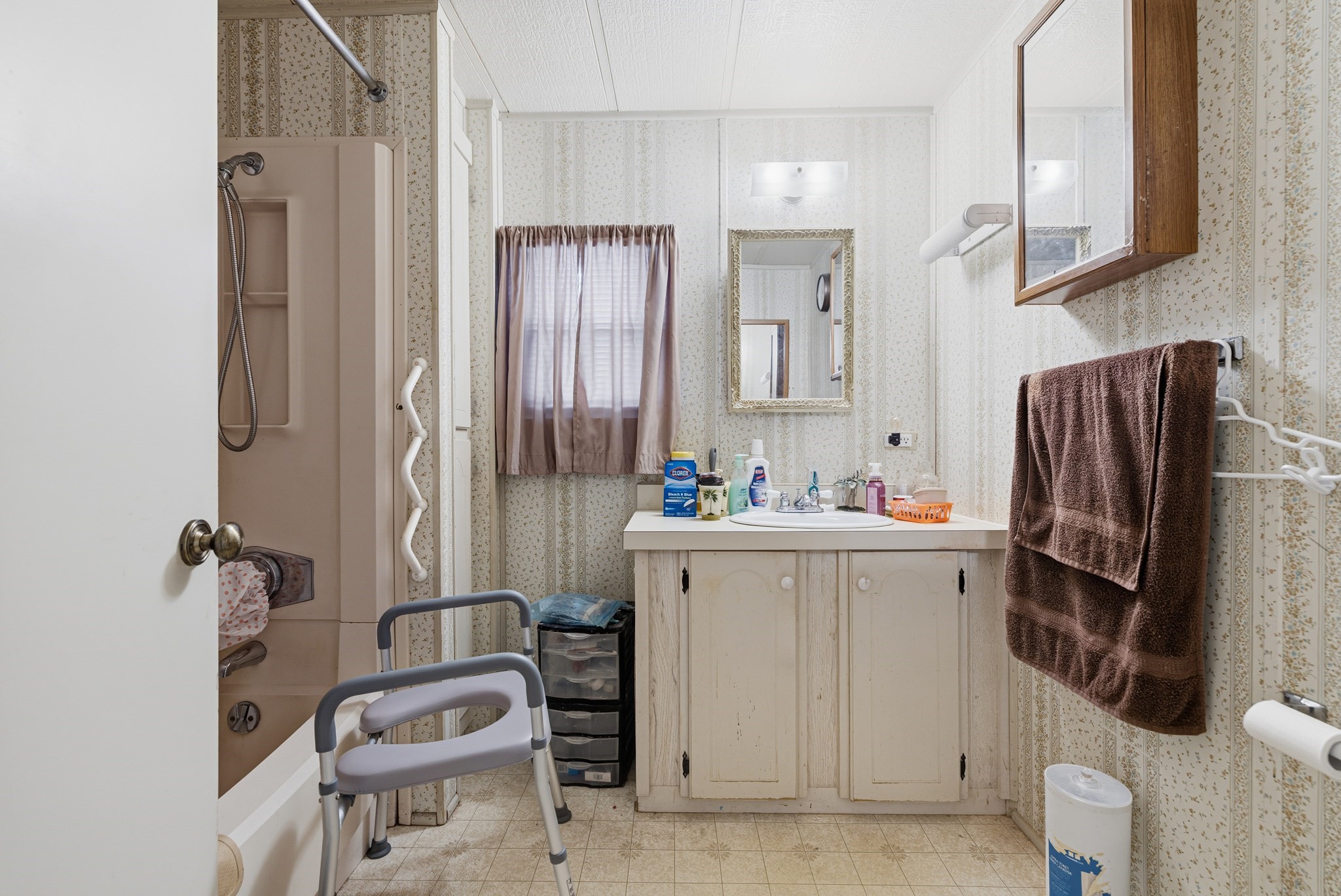6 John Alden Road Taunton, MA 02780 - Photo 13 of 16 Gallery Image 13