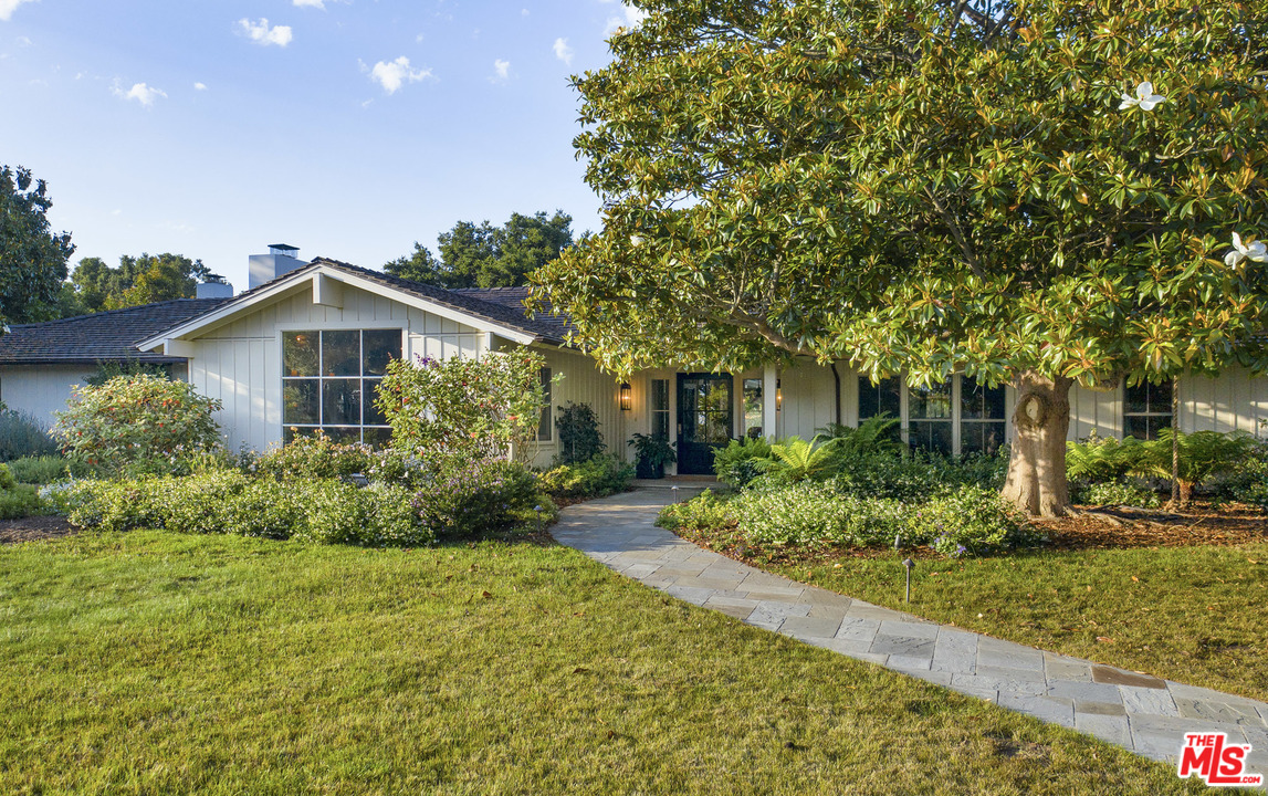 4646 Via Roblada Santa Barbara, CA 93110 - Photo 35 of 36 a front view of a house with garden