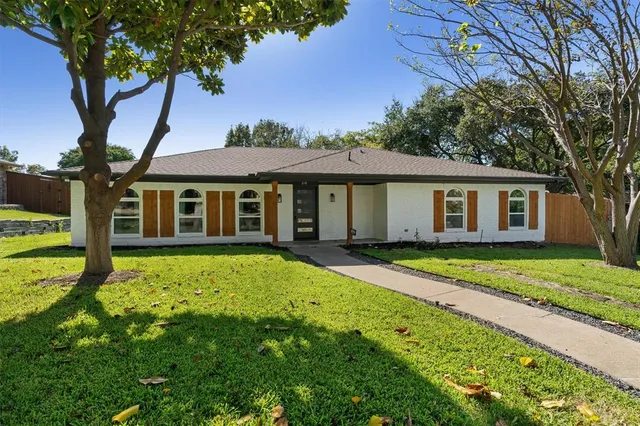 $2,900 | 219 Lakeview Drive, Rockwall, TX 75087