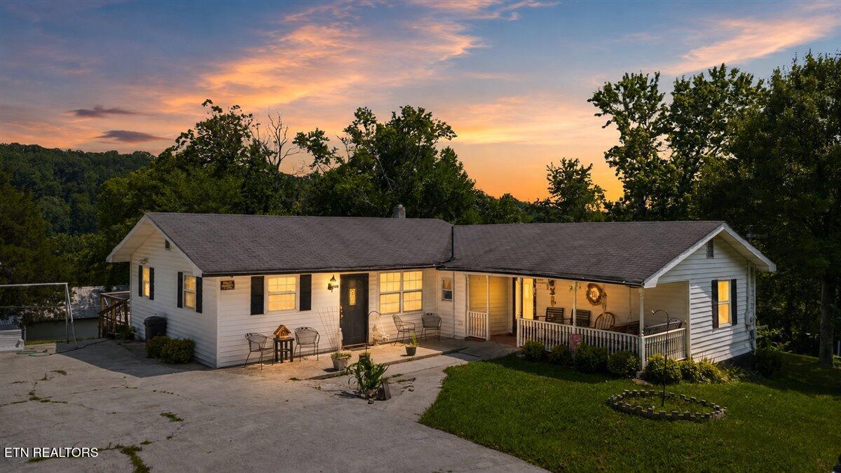 509 Prospect Street La Follette, TN 37766 - Photo 8 of 36 01-509 Prospect St