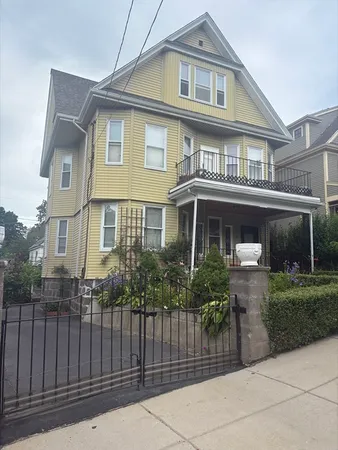 $3,100 | 14 Fairview Street, Unit 1, Boston, MA 02131