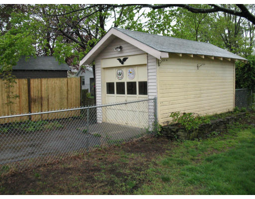 53 Ascadilla Road Worcester, MA 01606 - Photo 7 of 17 Gallery Image 7