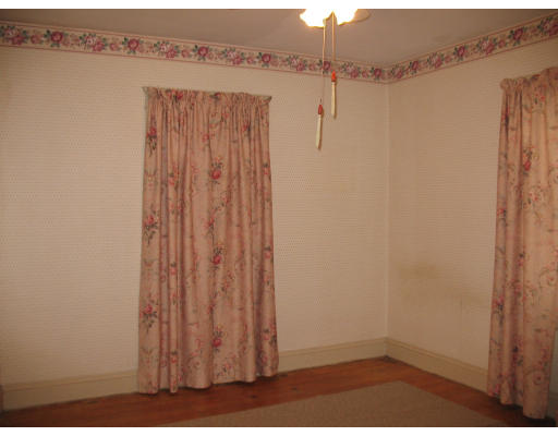 53 Ascadilla Road Worcester, MA 01606 - Photo 8 of 17 Gallery Image 8
