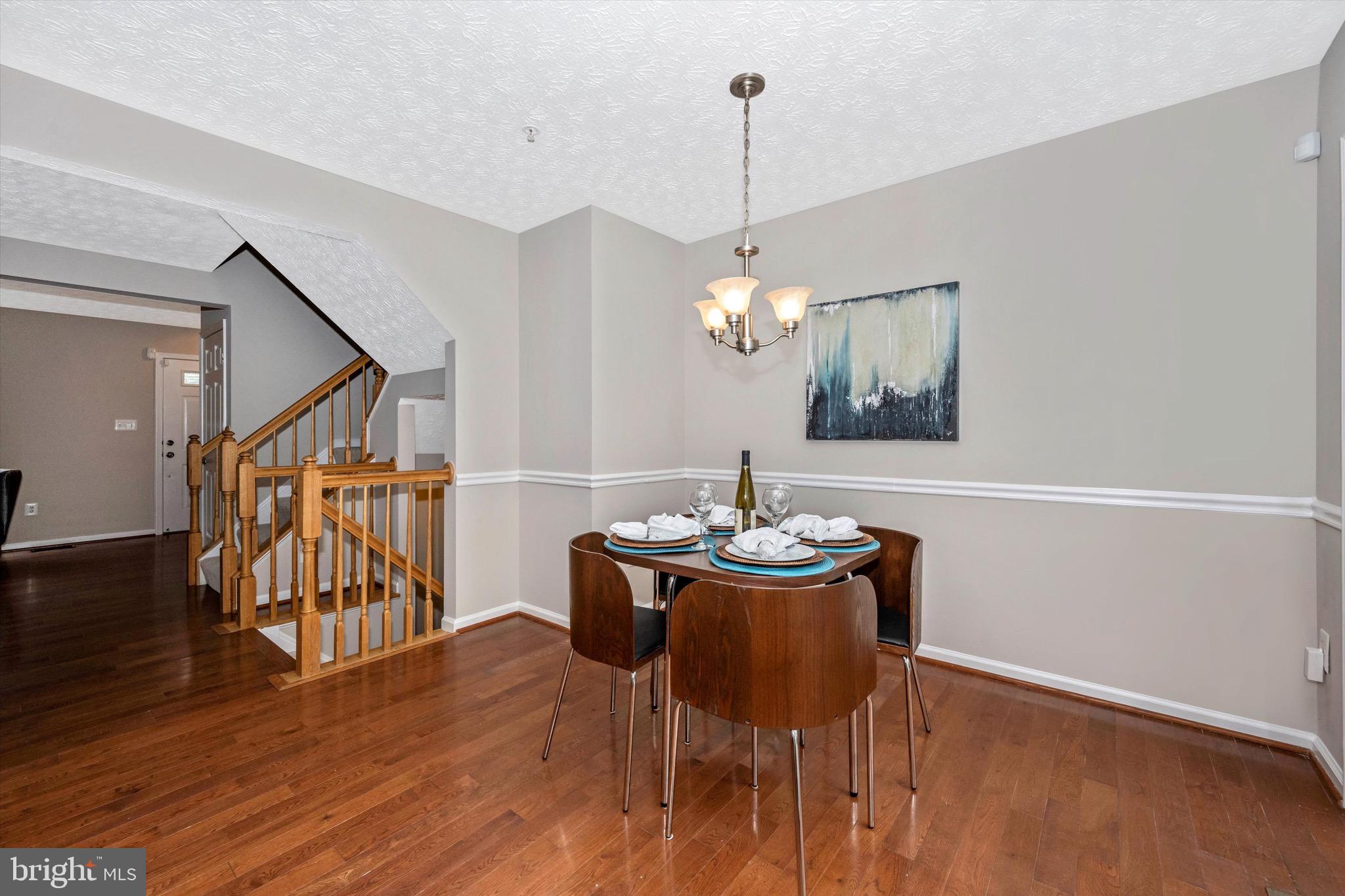 2604 Summers Ridge Drive Odenton, MD 21113 - Photo 21 of 52 Kitchen with table space.