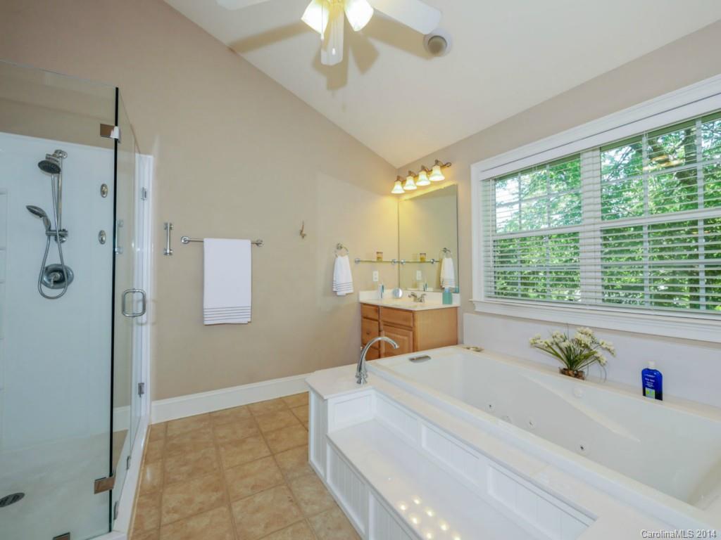 8420 Getalong Road Charlotte, NC 28213 - Photo 14 of 24 Gallery Image 14