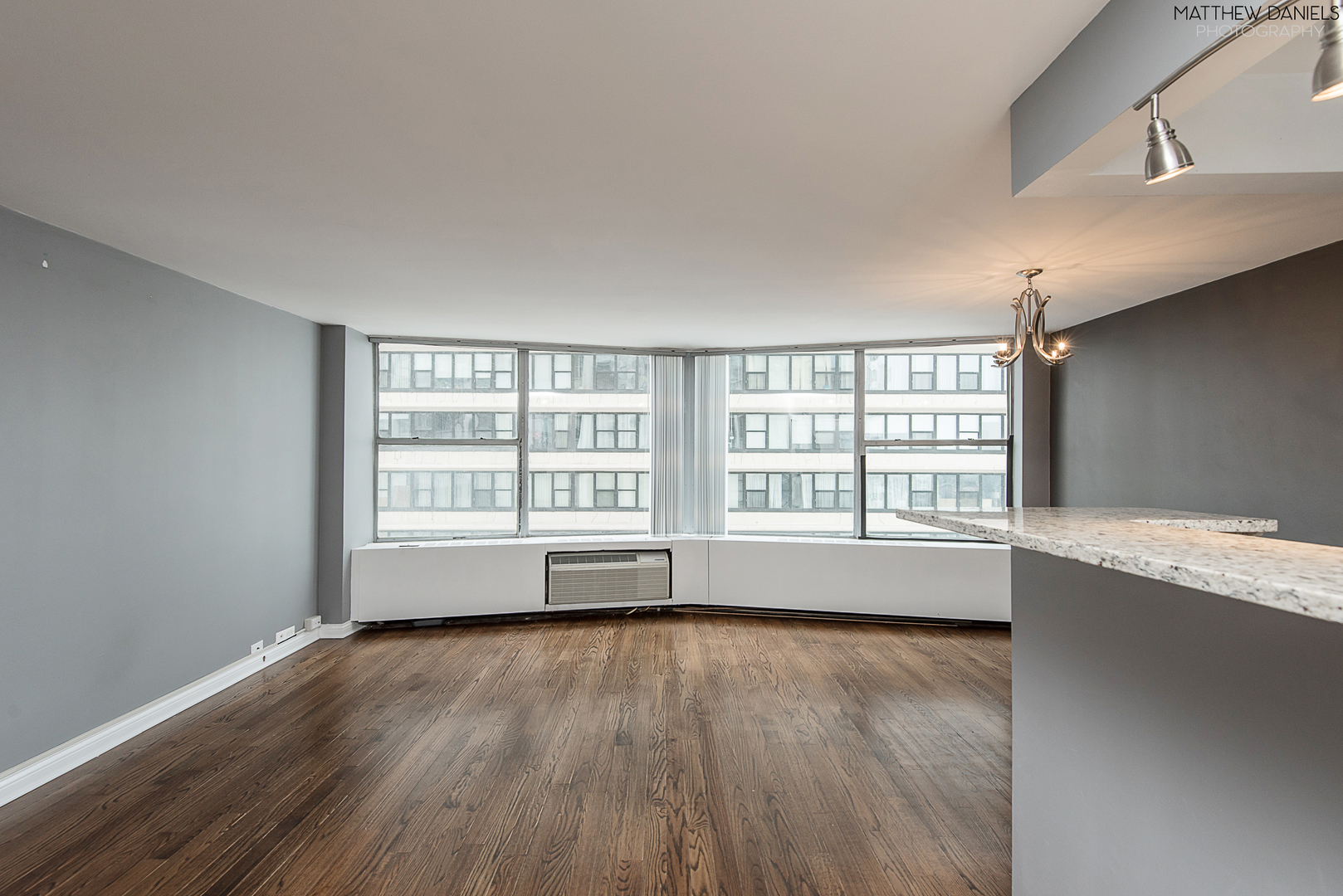 5757 North Sheridan Road, Unit 8C Chicago, IL 60660 - Photo 5 of 15