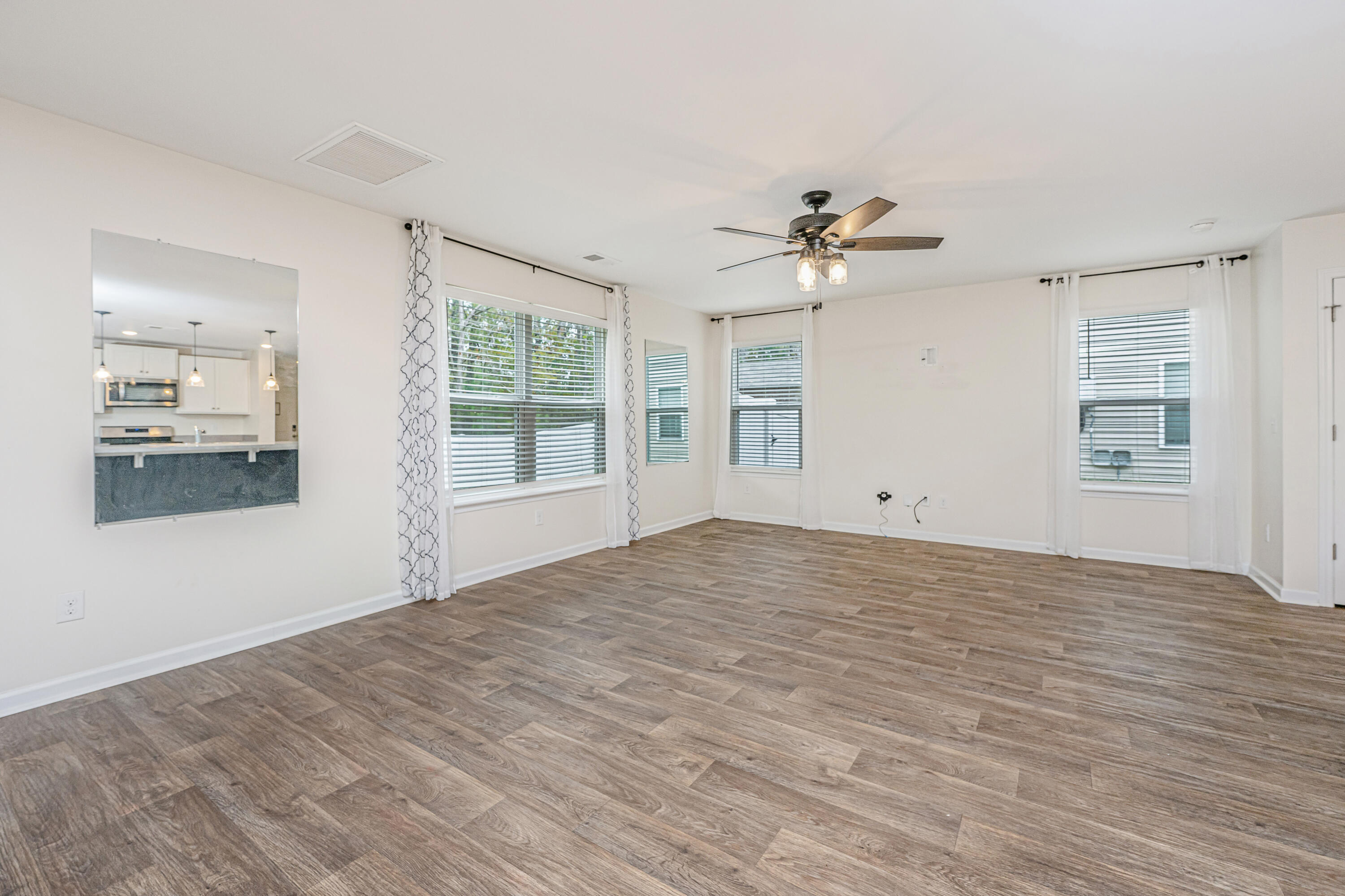 124 Bright Meadow Road Summerville, SC 29483 - Photo 11 of 37 Family Room