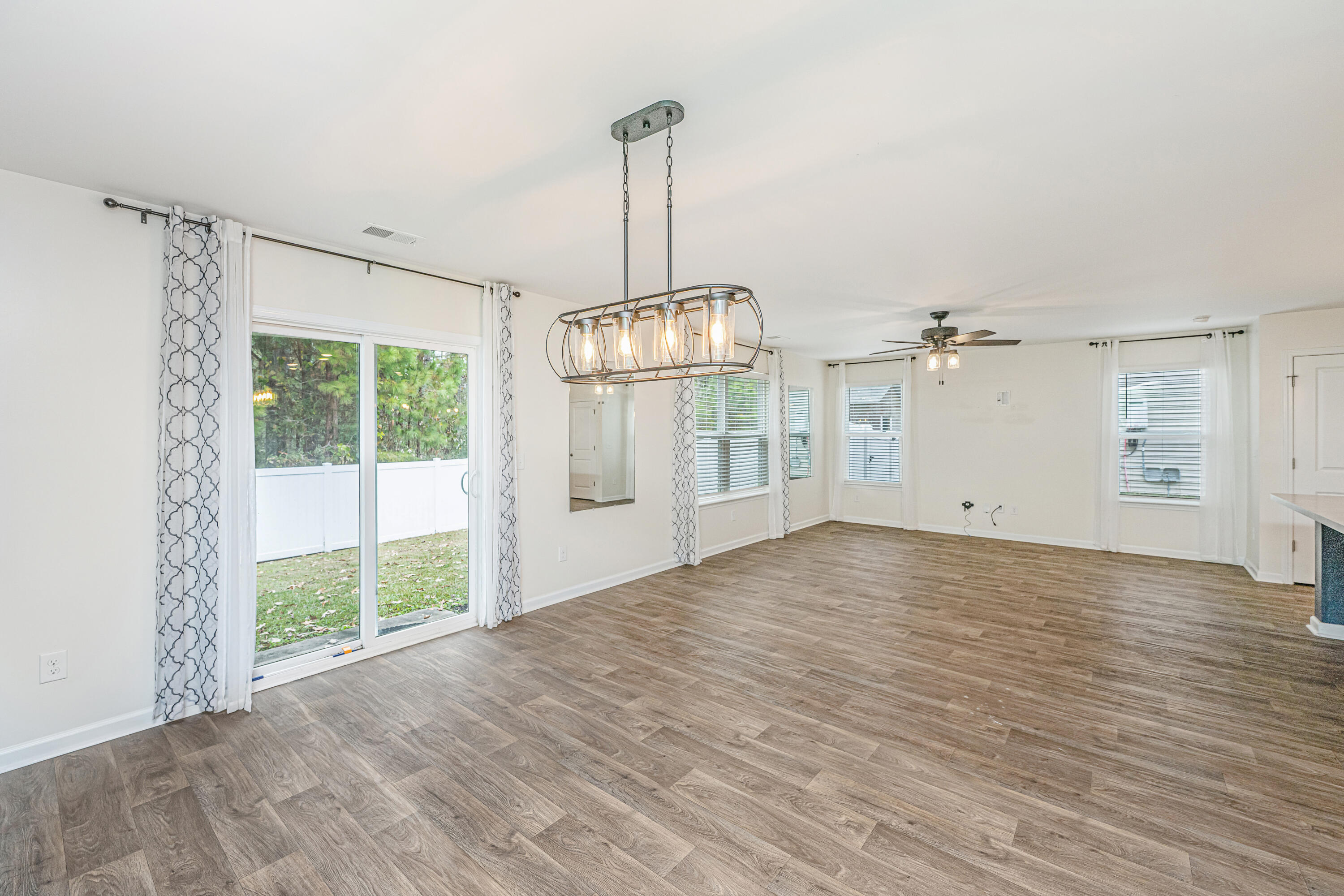 124 Bright Meadow Road Summerville, SC 29483 - Photo 14 of 37 Dining Space