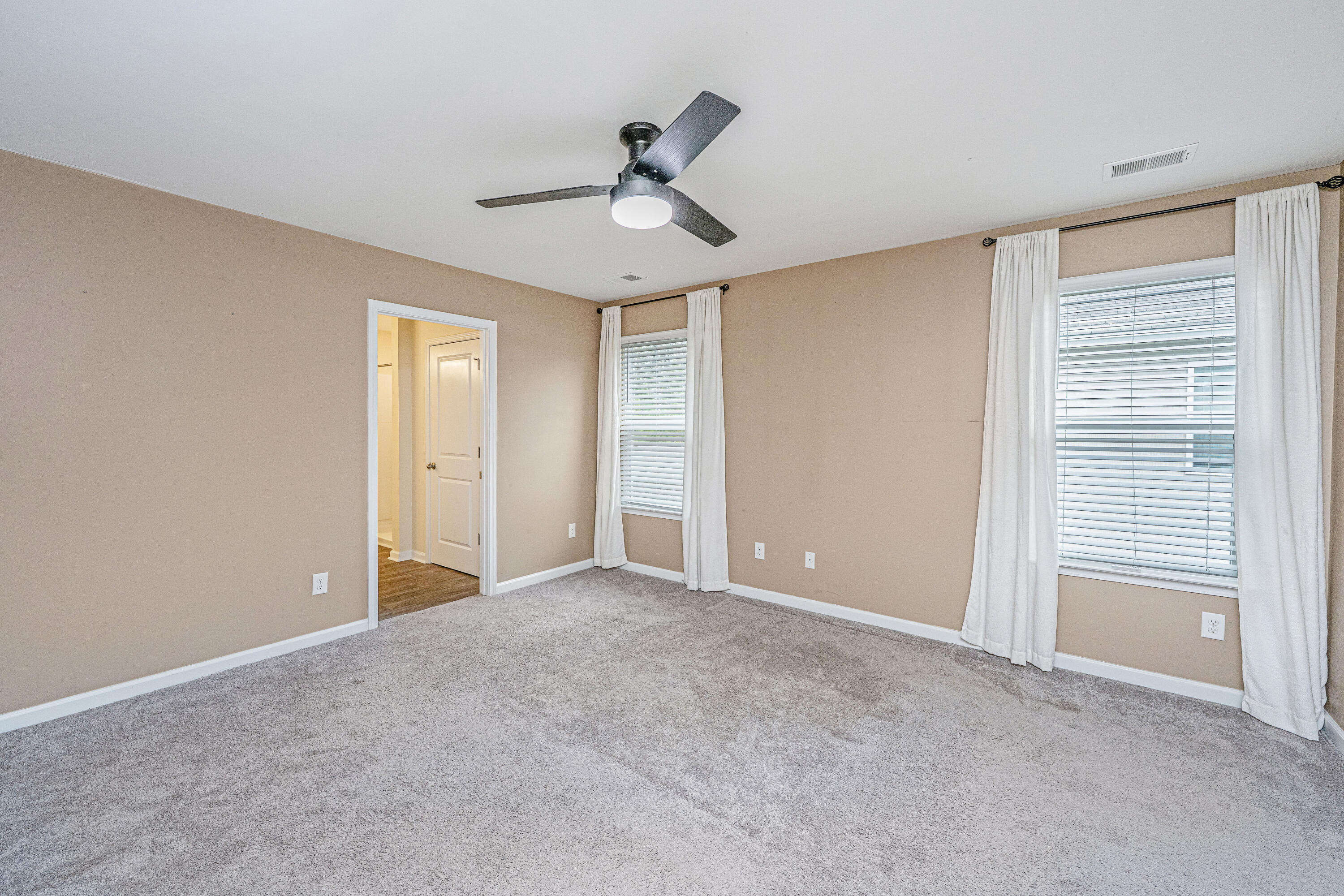 124 Bright Meadow Road Summerville, SC 29483 - Photo 19 of 37 Primary Bedroom