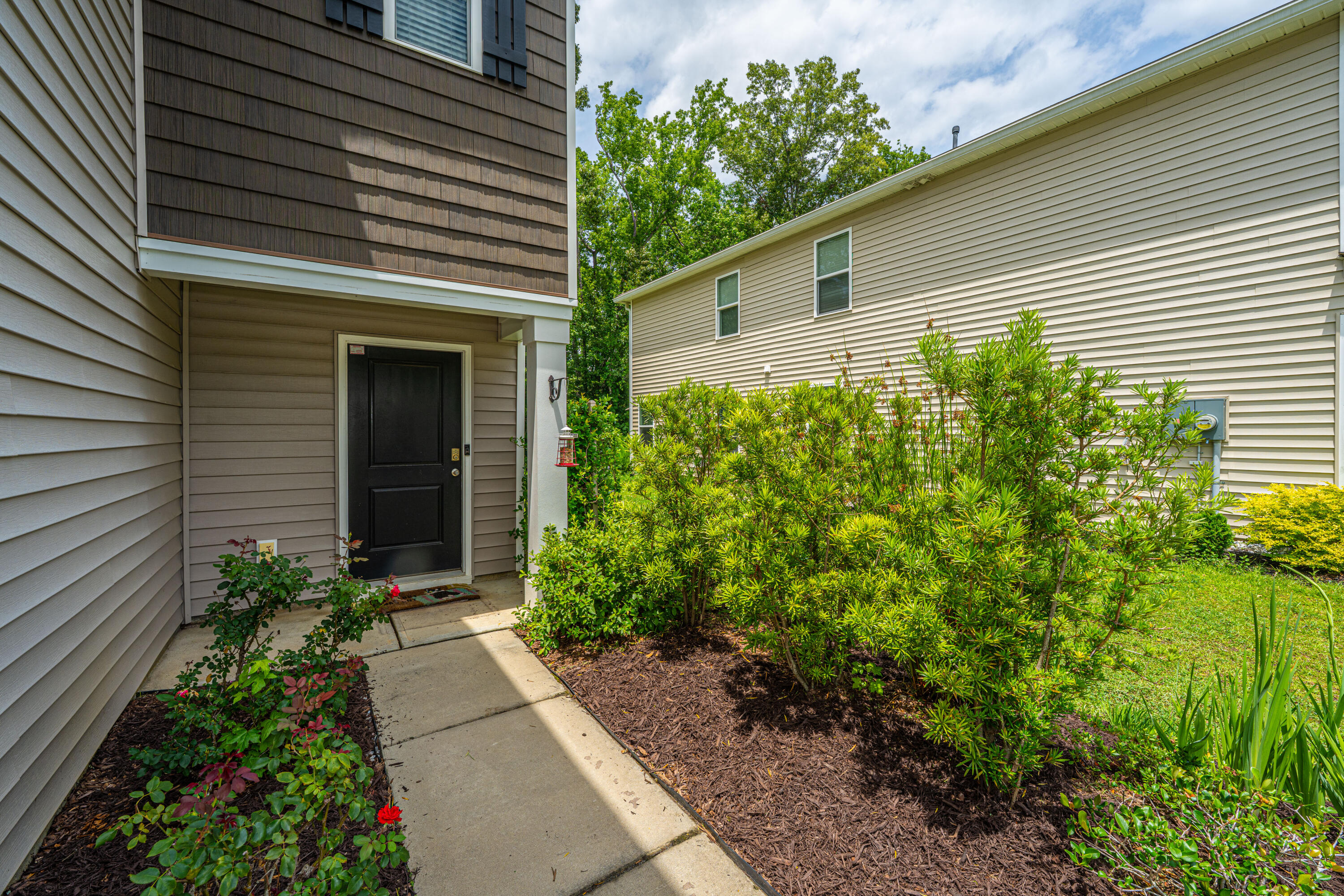 124 Bright Meadow Road Summerville, SC 29483 - Photo 3 of 37 Front Exterior