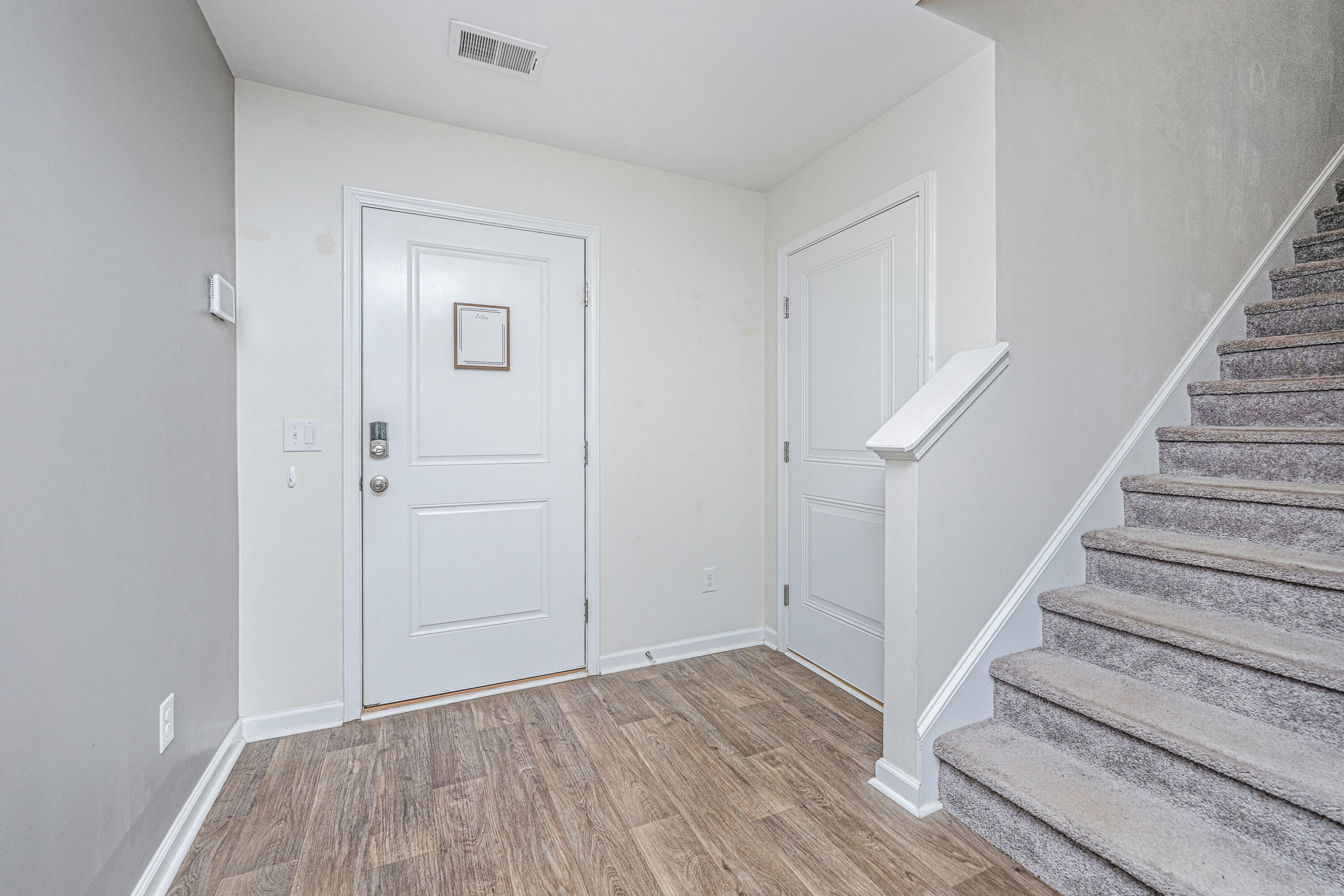 124 Bright Meadow Road Summerville, SC 29483 - Photo 4 of 37 Foyer