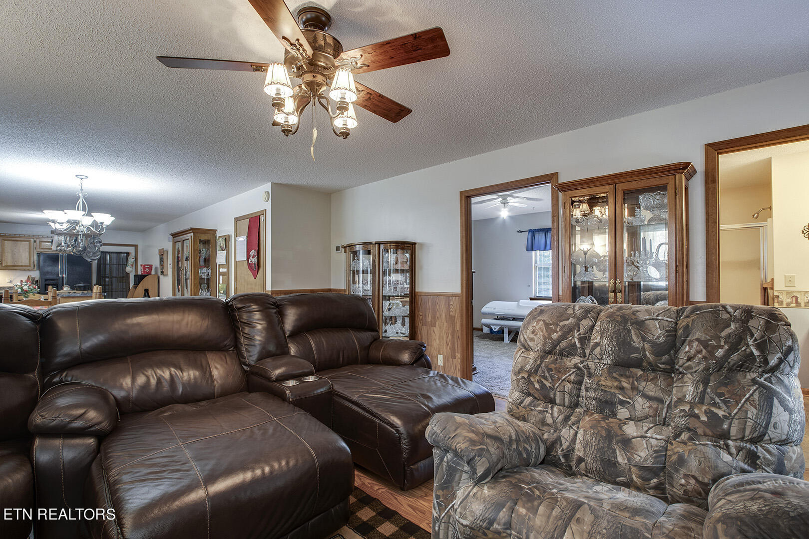 1061 Sneed Road Decatur, TN 37322 - Photo 23 of 46 23_SneedRoad_1061_Living04