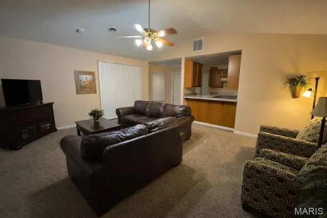 $179,900 | 1131 Howard Drive, Lebanon, MO 65536