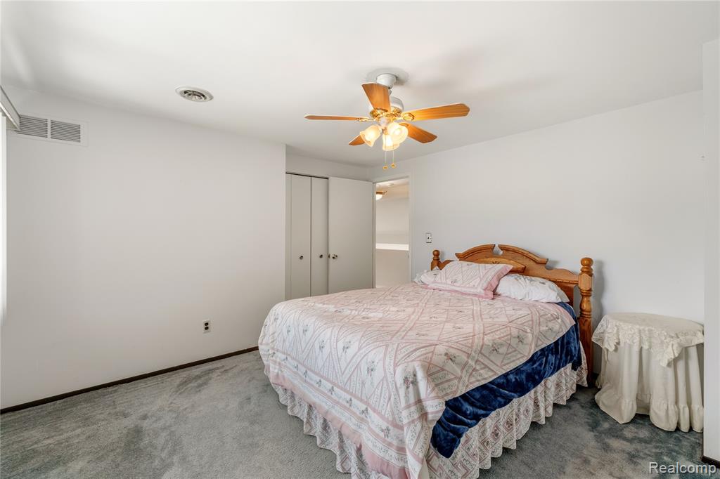 42352 Park Ridge Road Novi, MI 48375 - Photo 27 of 40 Gallery Image 27