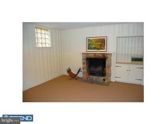 1435 Lorraine Road Reading, PA 19604 - Photo 6 of 10 Family Room