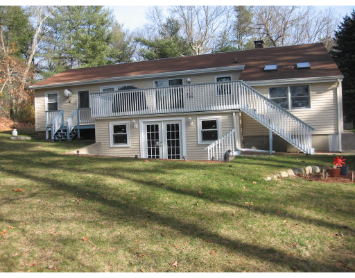 3 Wyllie Road Norfolk, MA 02056 - Photo 2 of 12 Gallery Image 2