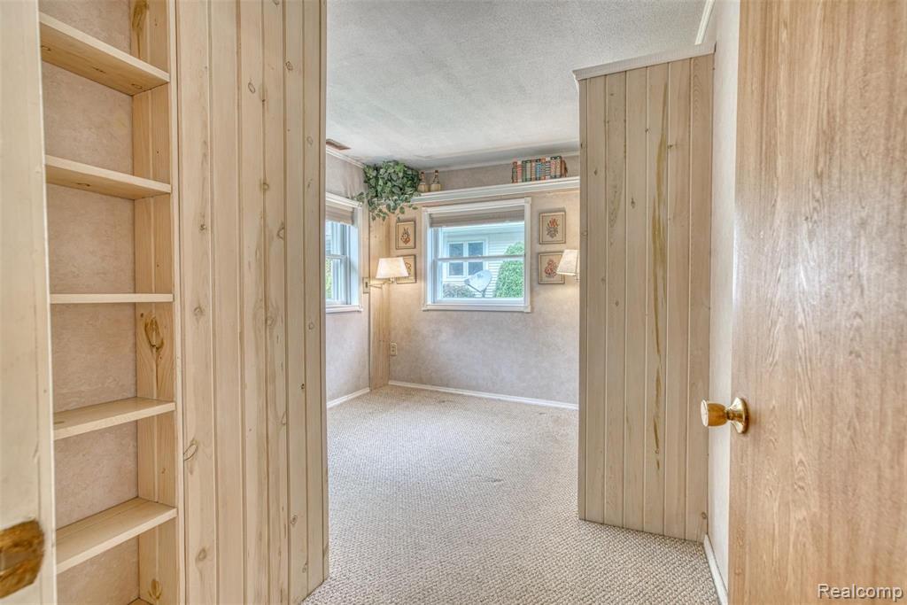 5902 Bullard Road Fenton, MI 48430 - Photo 18 of 36