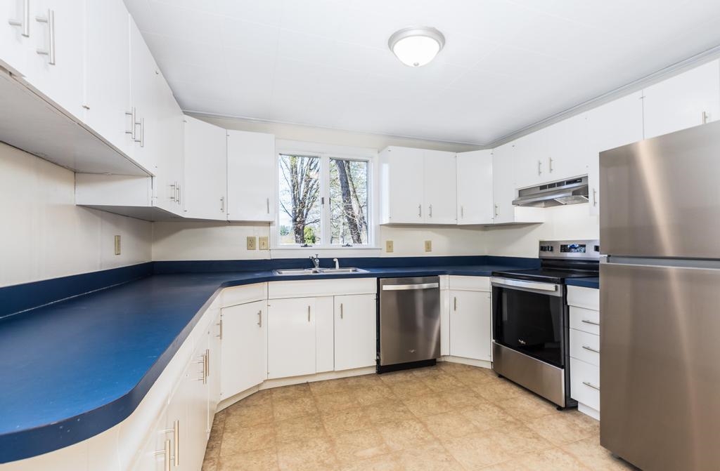 23 Gill Street Exeter, NH 03833 - Photo 18 of 41