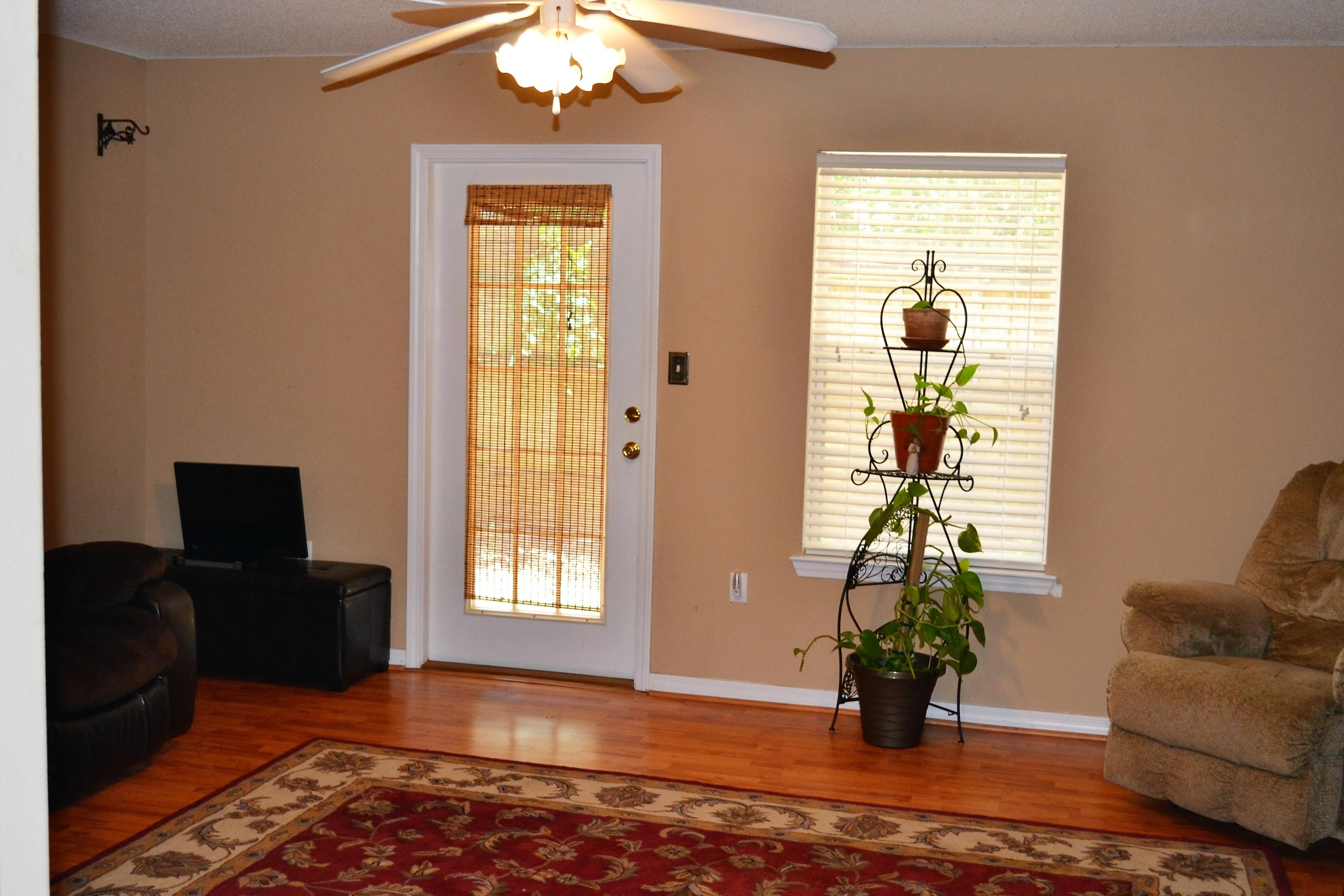 485 Keystone Road, Unit E Mary Esther, FL 32569 - Photo 4 of 20