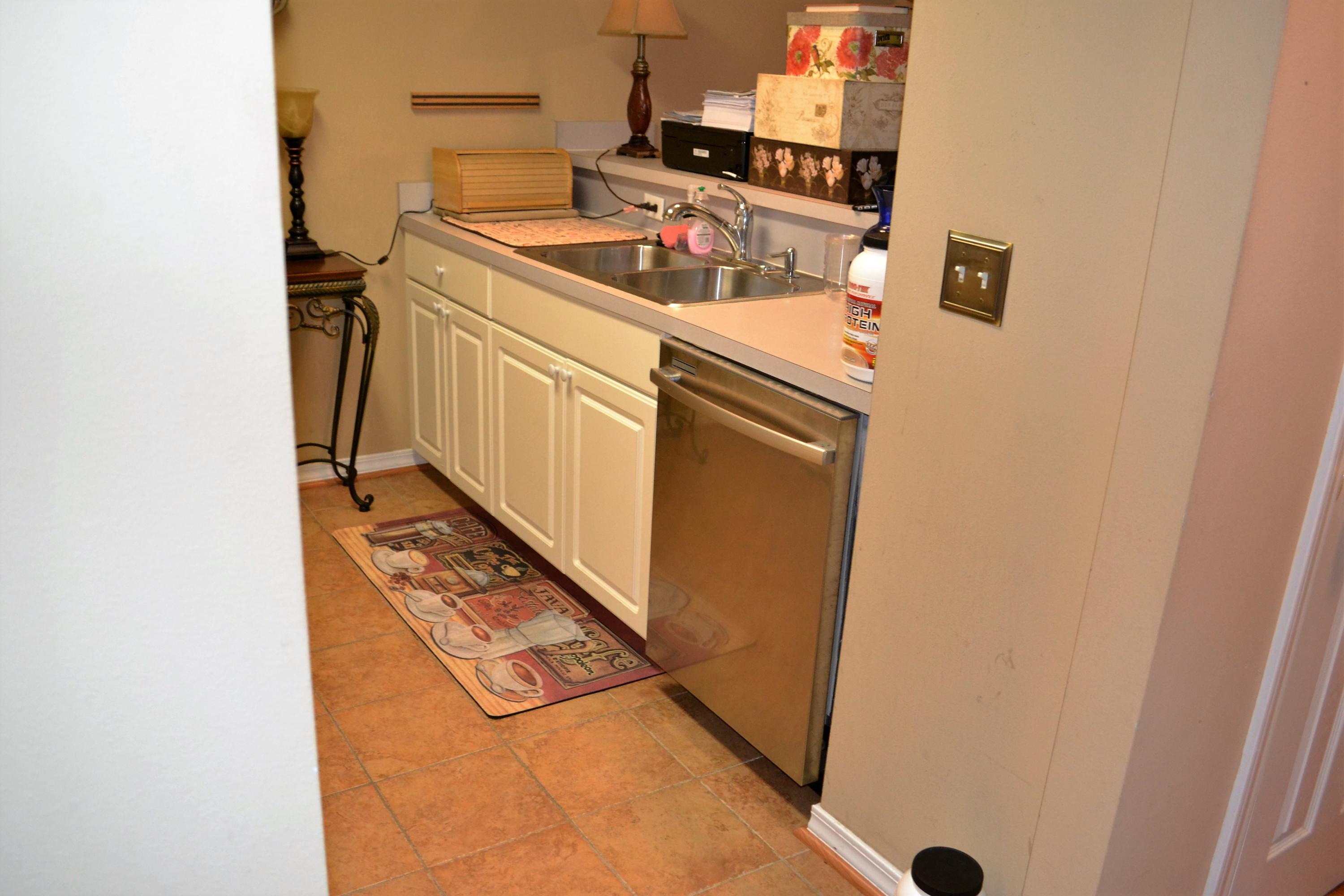 485 Keystone Road, Unit E Mary Esther, FL 32569 - Photo 9 of 20
