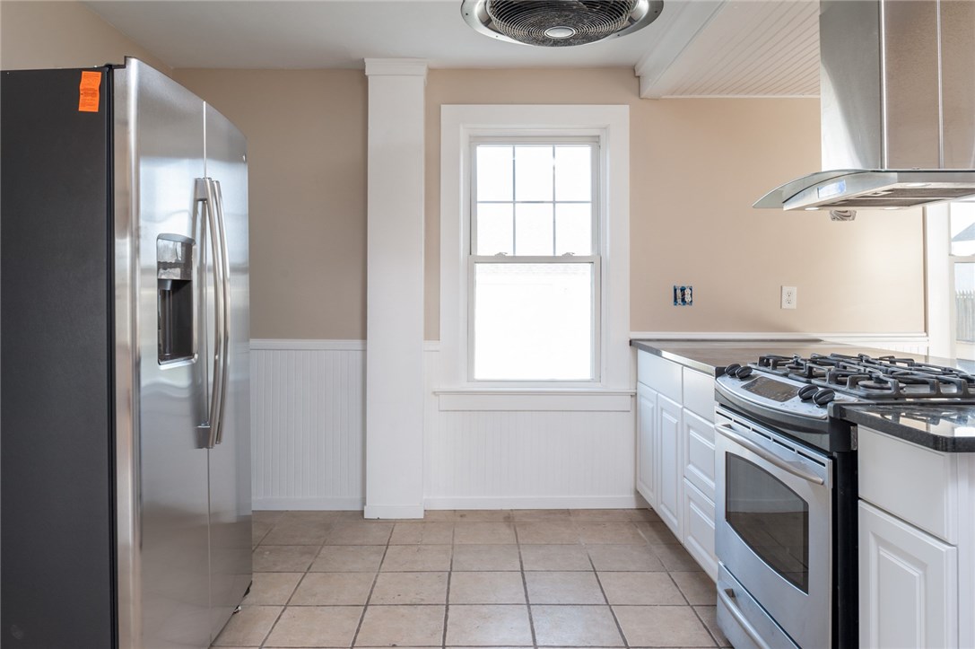 71 Tower Street Westerly, RI 02891 - Photo 14 of 31 Gallery Image 14