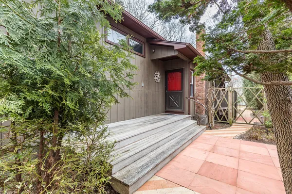 $20,000 | 14 Roosevelt Avenue, East Hampton, NY 11937