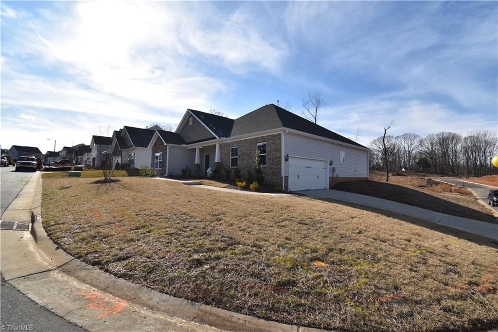 5407 Holbein Gate Road Walkertown, NC 27051 - Photo 2 of 30 Gallery Image 2