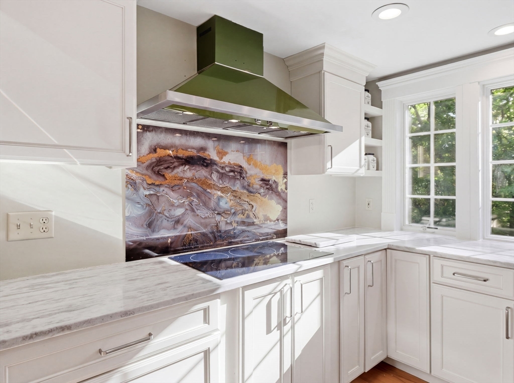 75 Spring Grove Road Andover, MA 01810 - Photo 11 of 37 Gallery Image 11