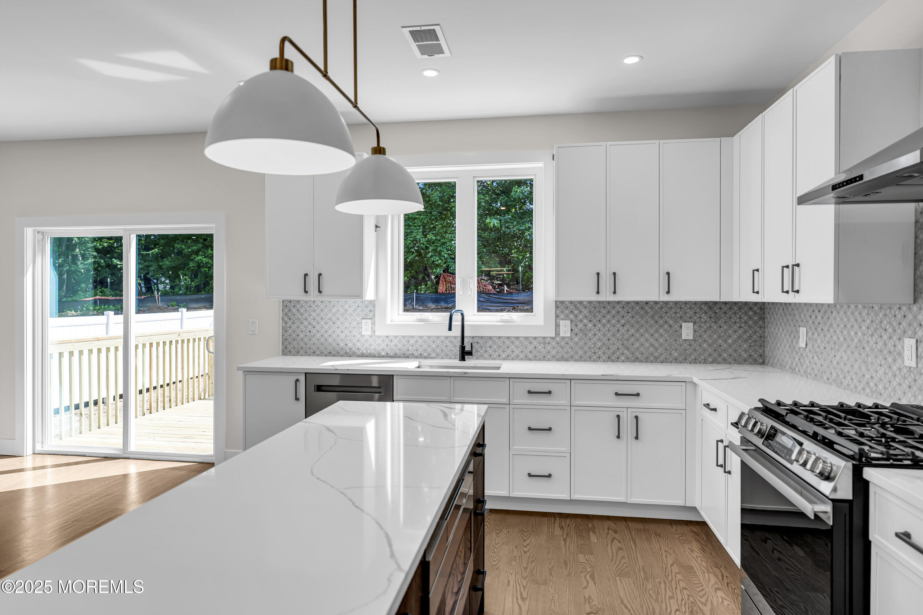 21 Pension Hill Road, Unit 1 Englishtown, NJ 07726 - Photo 14 of 41 019_dsc09186_576