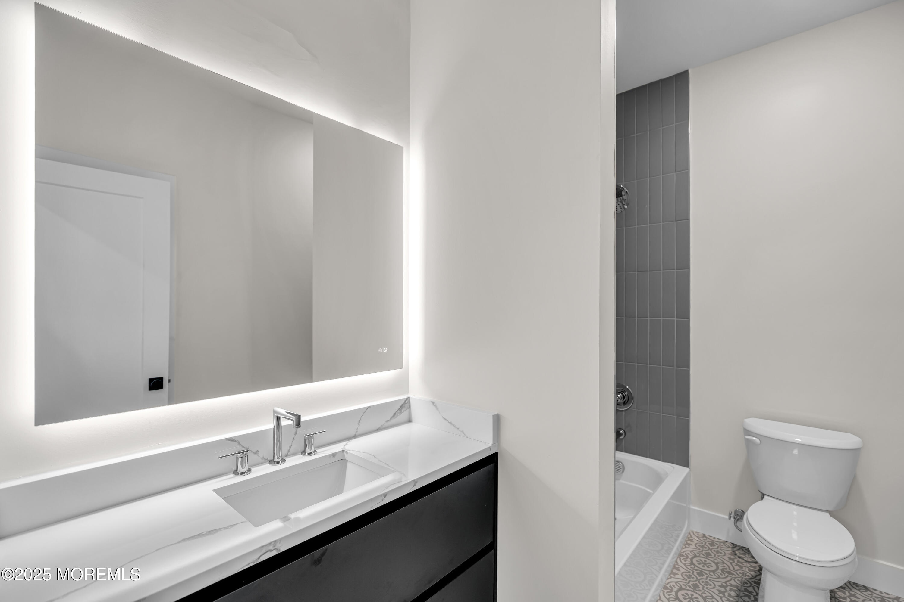 21 Pension Hill Road, Unit 1 Englishtown, NJ 07726 - Photo 37 of 41 067_dsc09426_152