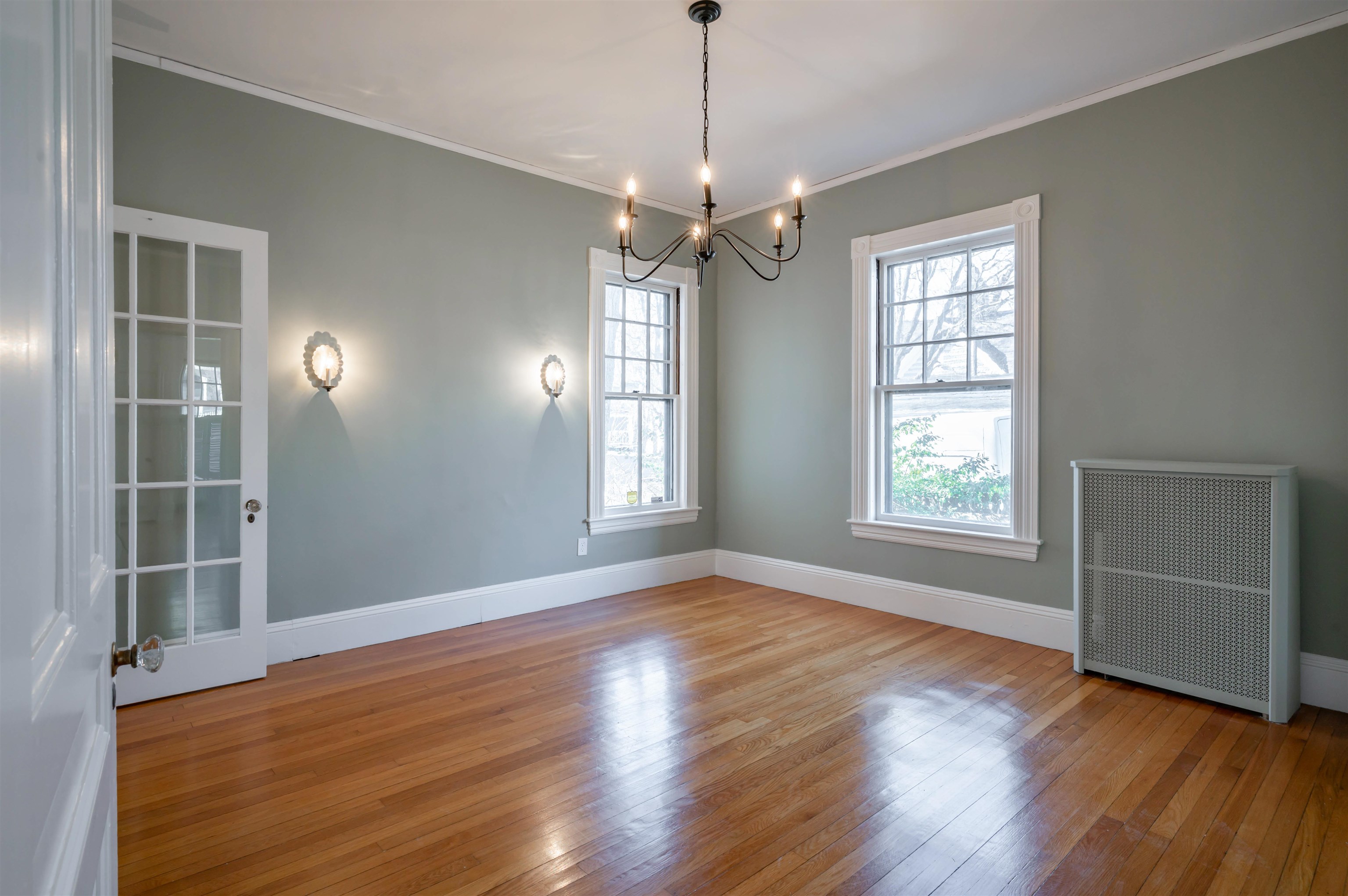 18 Manchester Street Nashua, NH 03064 - Photo 16 of 53