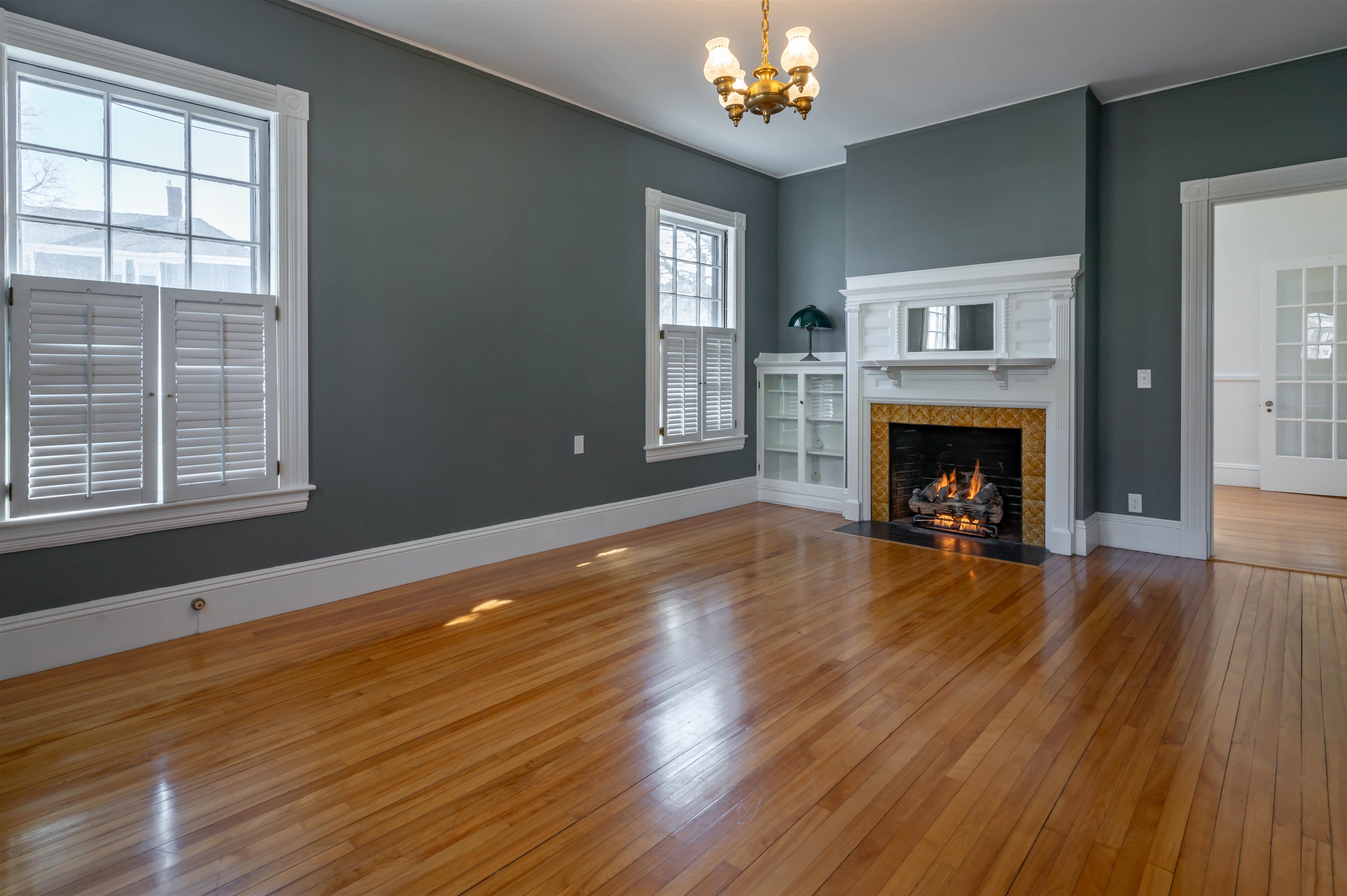 18 Manchester Street Nashua, NH 03064 - Photo 22 of 53