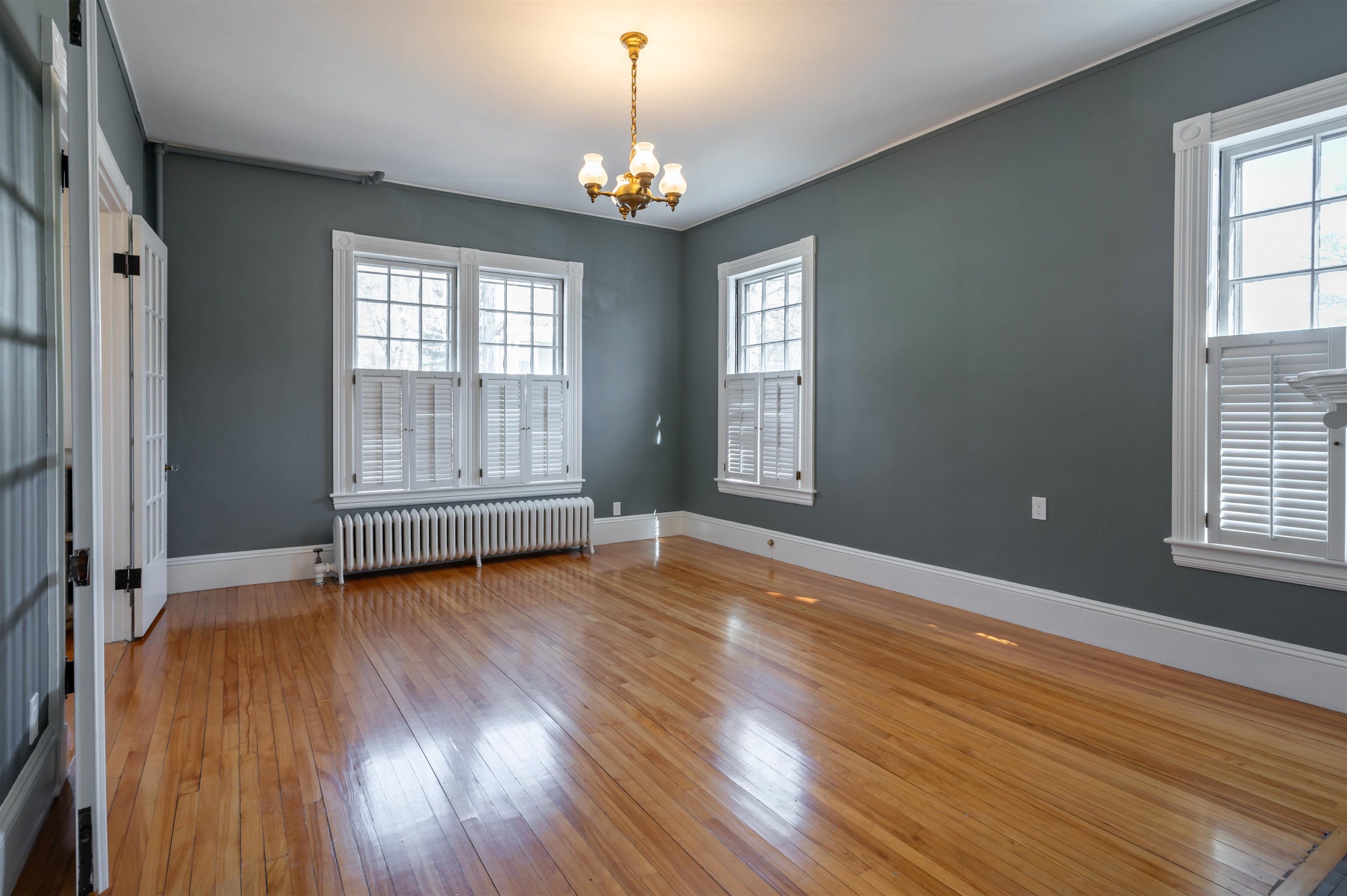 18 Manchester Street Nashua, NH 03064 - Photo 24 of 53
