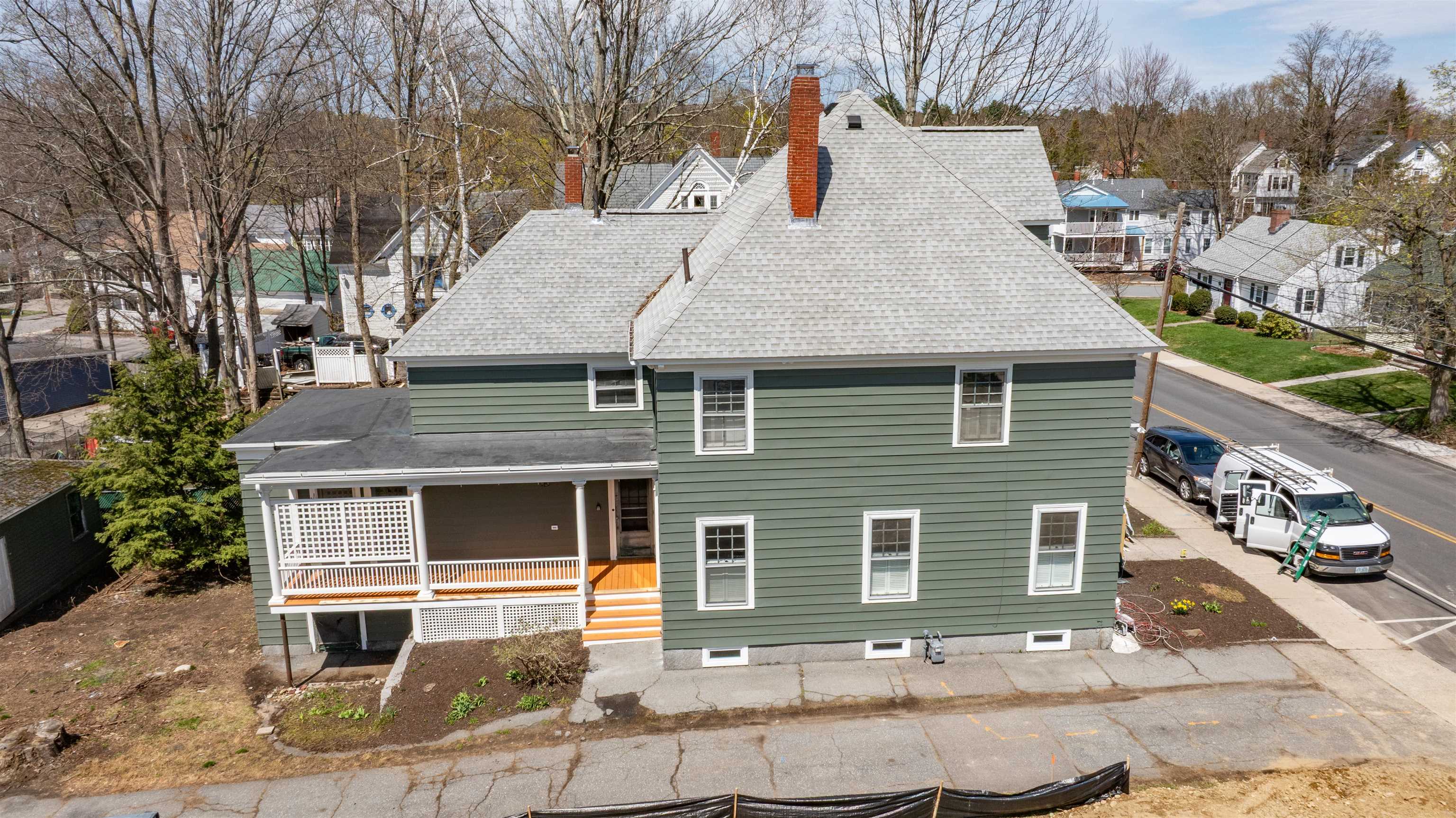 18 Manchester Street Nashua, NH 03064 - Photo 44 of 53