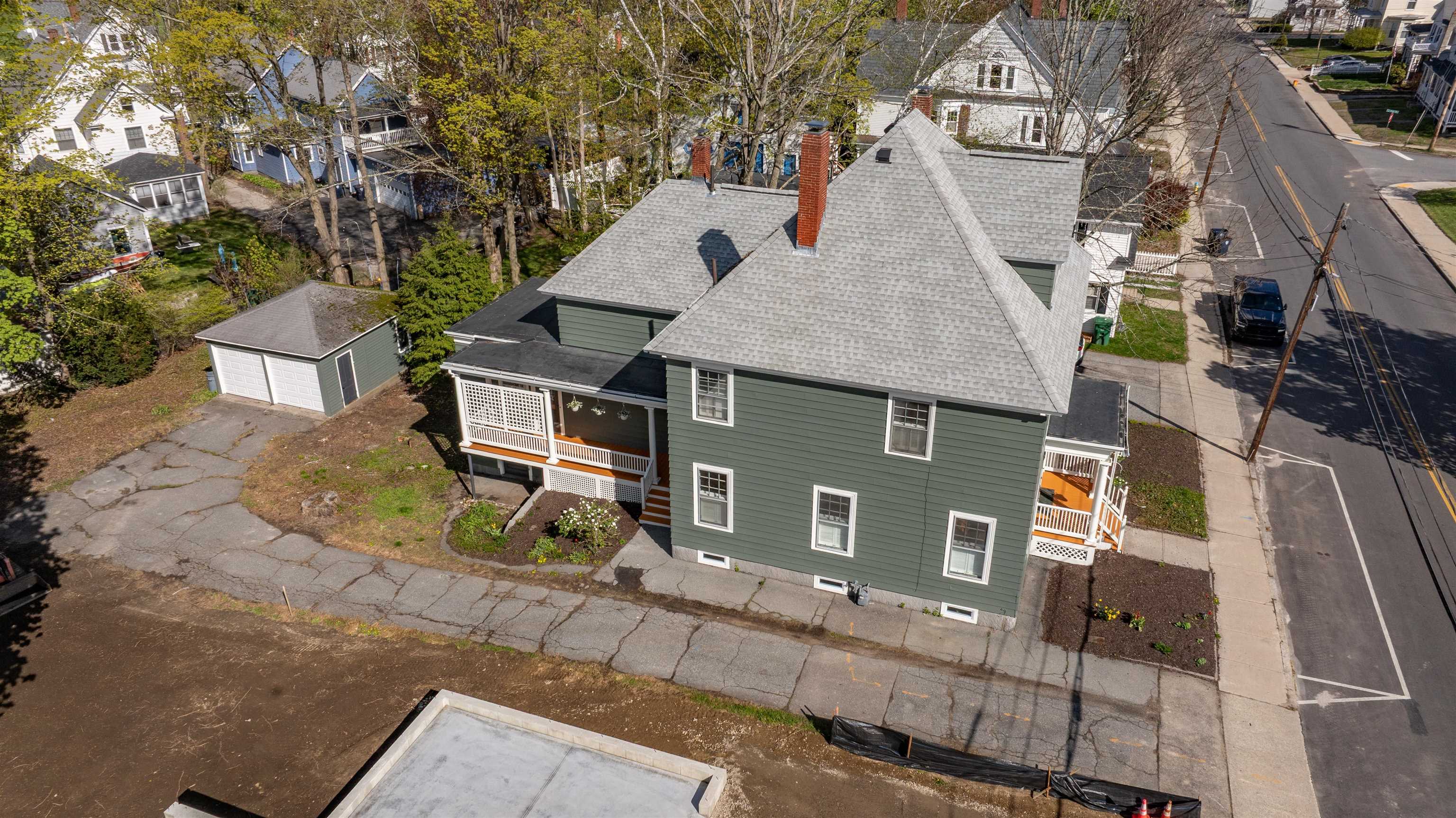 18 Manchester Street Nashua, NH 03064 - Photo 47 of 53