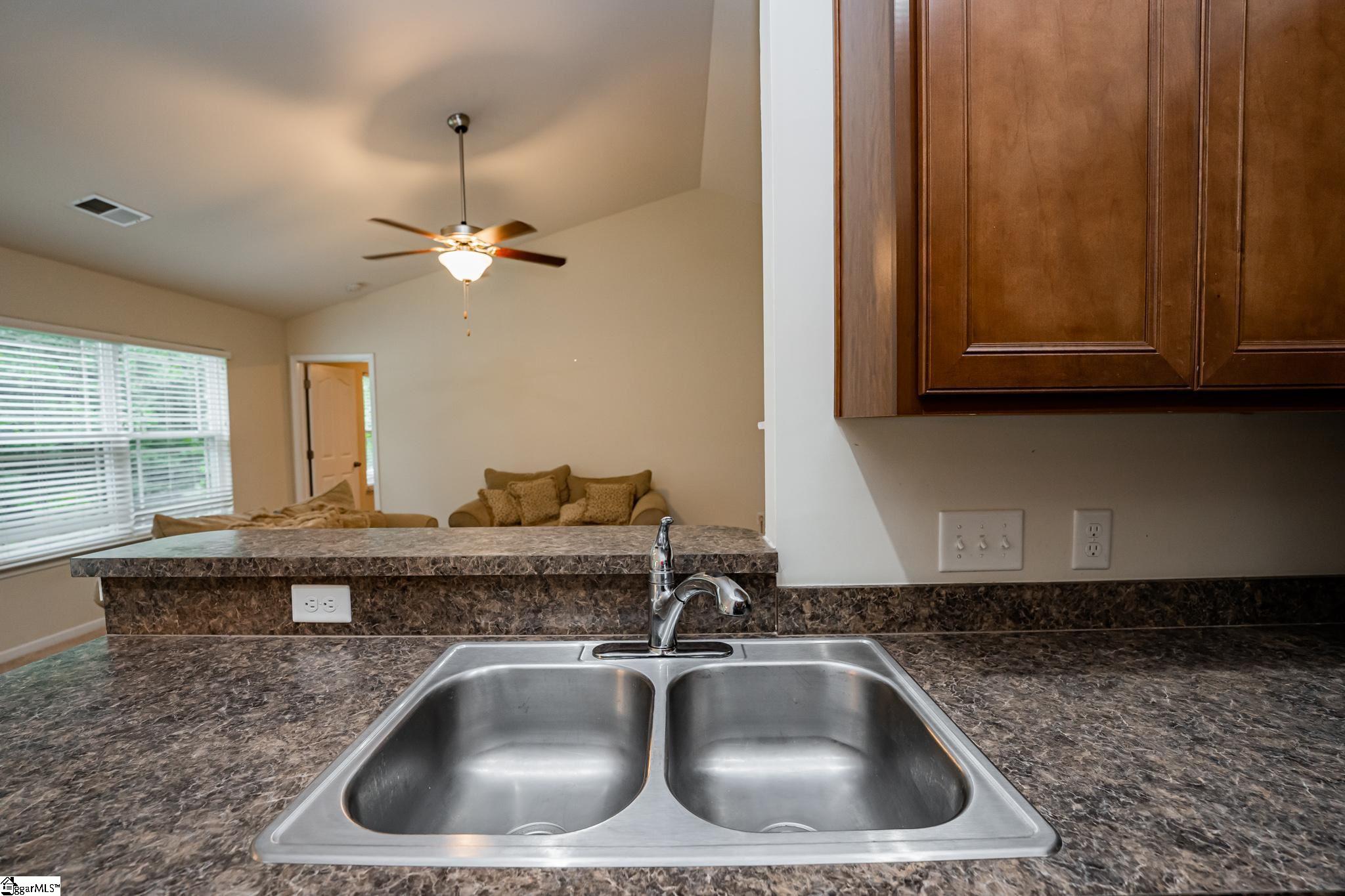 324 Riverdale Road Simpsonville, SC 29680 - Photo 13 of 23 Gallery Image 13
