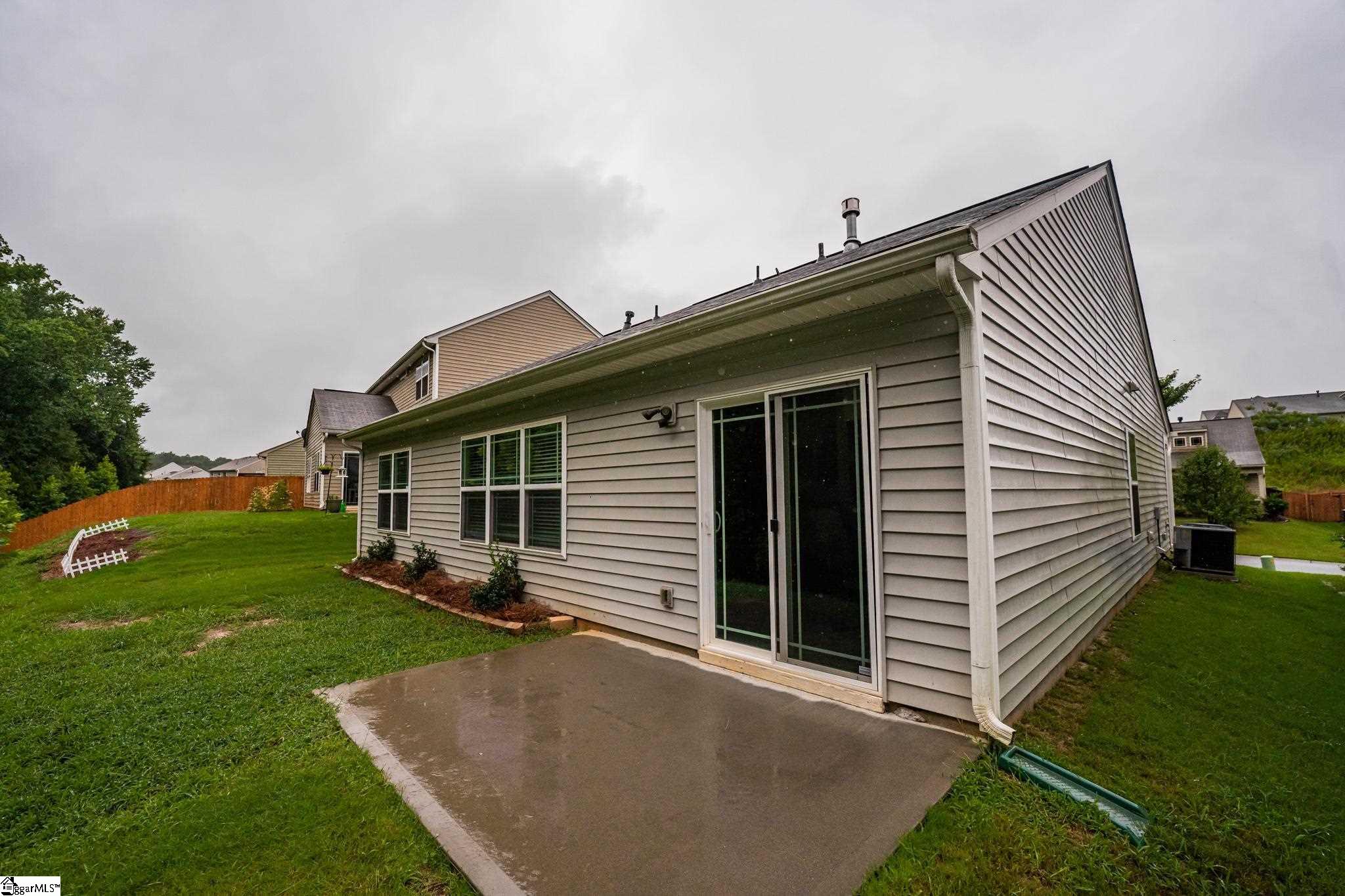 324 Riverdale Road Simpsonville, SC 29680 - Photo 7 of 23 Gallery Image 7